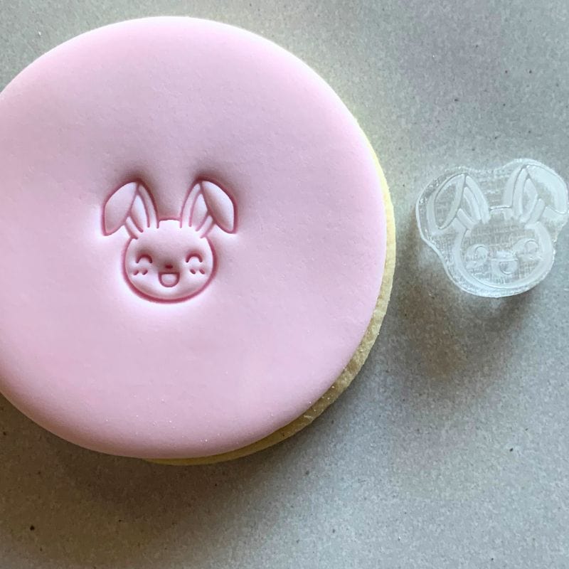 Mini Cute Bunny Cookie Stamp used to create decorated fondant cookie.