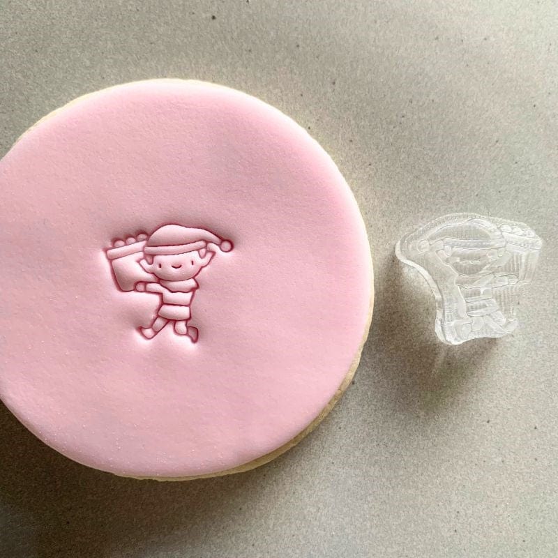 mini Christmas elf cookie stamp with fondant decoration