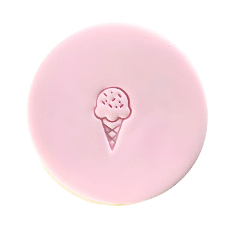 Mini Classic Ice Cream Stamp creating cute ice cream design.